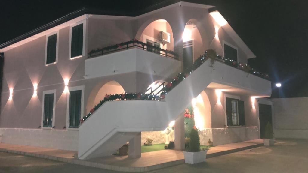 B&B Villa Antonella Piazza Armerina Exterior foto